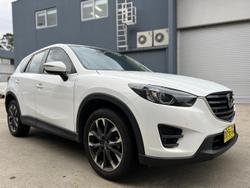 2016 Mazda
CX-5 Akera