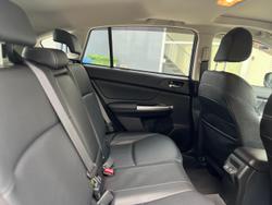 2016 Subaru
Impreza 2.0i-S