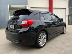 2016 Subaru
Impreza 2.0i-S
