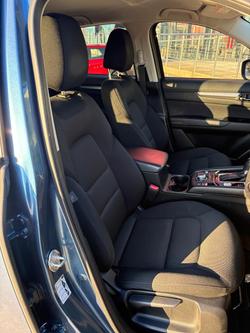 2022 Mazda
CX-5 Maxx