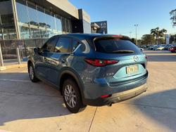 2022 Mazda
CX-5 Maxx