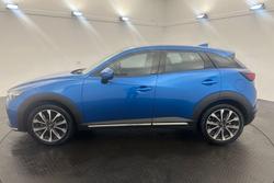 2018 Mazda
CX-3 sTouring