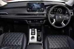 2023 Mitsubishi Outlander PHEV Exceed