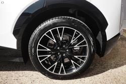 2025 Zeekr
X AWD