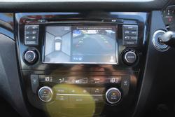 2016 Nissan
QASHQAI Ti