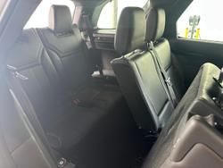 2017 Land Rover Discovery SD4 SE Series 5 MY17 4X4 Dual Range Fuji White