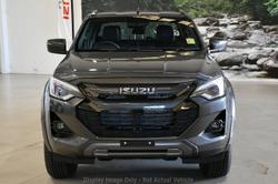 2025 Isuzu
D-MAX X-TERRAIN