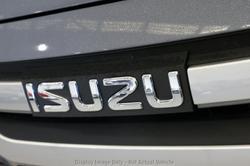 2025 Isuzu
D-MAX LS-U