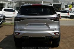 2025 Isuzu
                MU-X LS-T