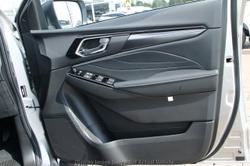 2025 Isuzu
                MU-X LS-T