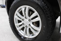 2015 Mitsubishi
Pajero Exceed