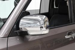 2015 Mitsubishi
Pajero Exceed