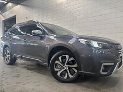 2022 Subaru
Outback AWD Touring