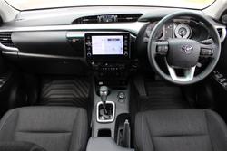 2025 Toyota
Hilux 4x4 2.8L Dsl D/C 6AT SR5 48V