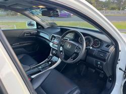 2015 Honda
Accord VTi-L