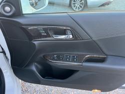 2015 Honda
Accord VTi-L
