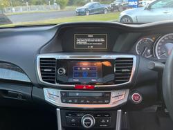 2015 Honda
Accord VTi-L