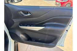 2019 Nissan
Navara ST-X