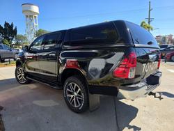2019 Toyota
                Hilux SR5