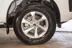 2025 Isuzu
D-MAX LS-M