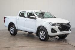 2025 Isuzu
D-MAX LS-M