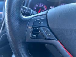 2017 Hyundai
Veloster SR Turbo