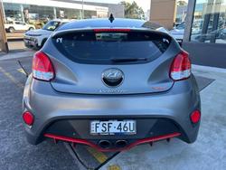 2017 Hyundai
Veloster SR Turbo