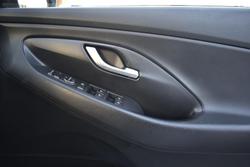 2018 Hyundai
                i30 SR