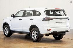 2025 Isuzu
MU-X LS-M
