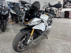 2024 Aprilia TUONO V4 Black