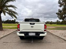 2024 Nissan
Navara ST