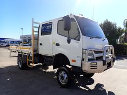 2018 HINO DUTRO 817 WHITE
