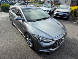 2017 Hyundai
                Elantra SR Turbo