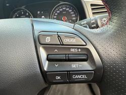 2017 Hyundai
                Elantra SR Turbo