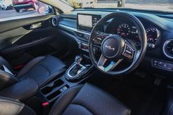2022 Kia
                Cerato Sport+