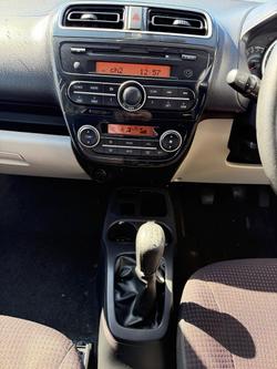2013 Mitsubishi
Mirage LS