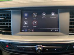 2020 HOLDEN
COMMODORE LT