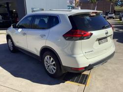 2017 Nissan
X-TRAIL ST