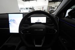 2025 Jaecoo J7 SHS Summit