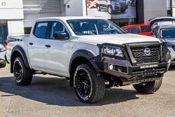 2024 Nissan
                Navara SL Warrior
