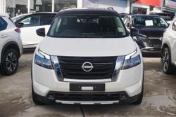 2024 Nissan
                Pathfinder Ti-L