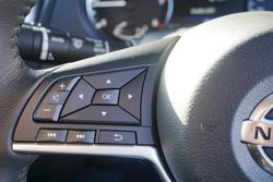 2024 Nissan
Navara ST