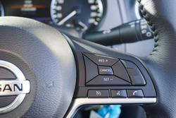 2024 Nissan
Navara ST