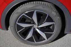 2025 Volkswagen
                ID.5 GTX