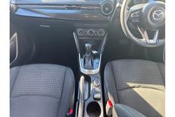 2018 Mazda
2 Maxx