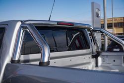 2024 Nissan
Navara ST