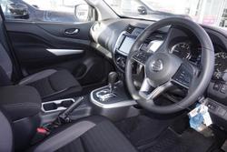 2024 Nissan
Navara ST