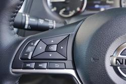 2024 Nissan
Navara ST