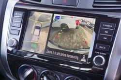 2024 Nissan
Navara ST