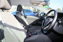 2020 Volkswagen
                Golf 110TSI Comfortline